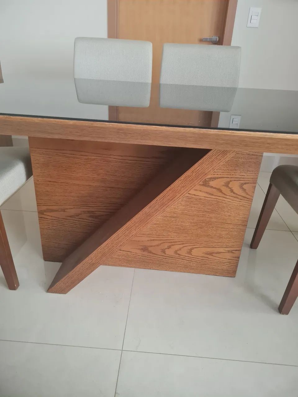 Mesa de jantar com cadeiras - Foto 5