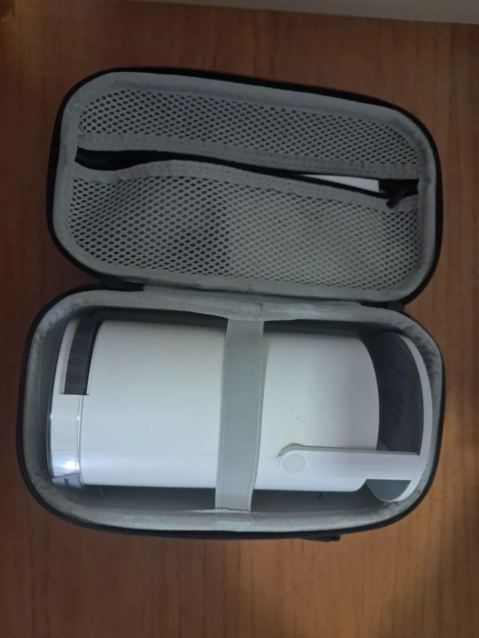 2 Dois projetores portáteis HY300 4K Smart Android, com acesso à Internet e Apps. - Foto 5