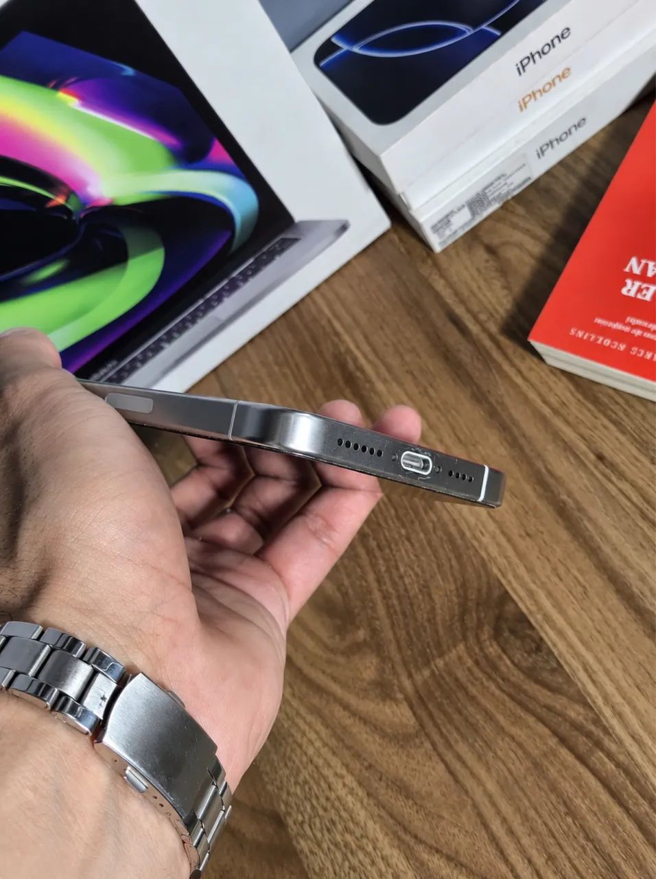iPhone 15 Pro Max 256GB | 82% | NFC parou de funcionar leia* - Foto 4