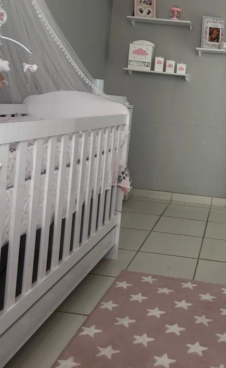 Berço com colchão e cortinado  - Foto 3