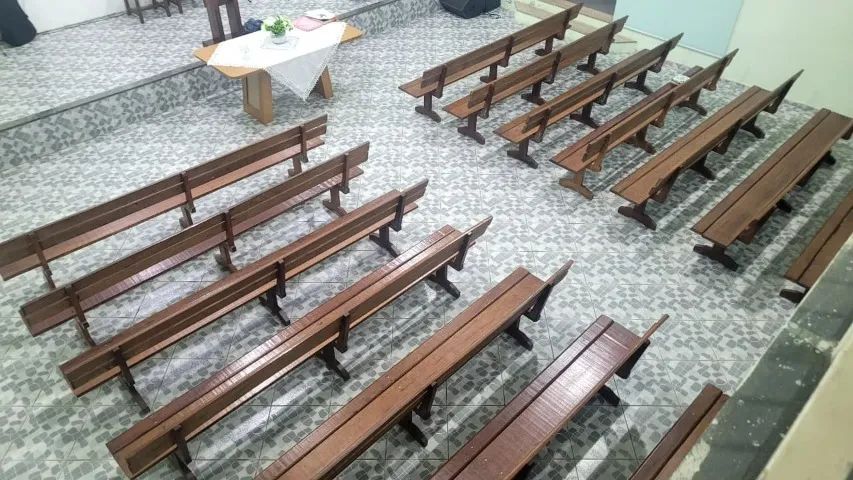 Banco de Igreja - Foto 4