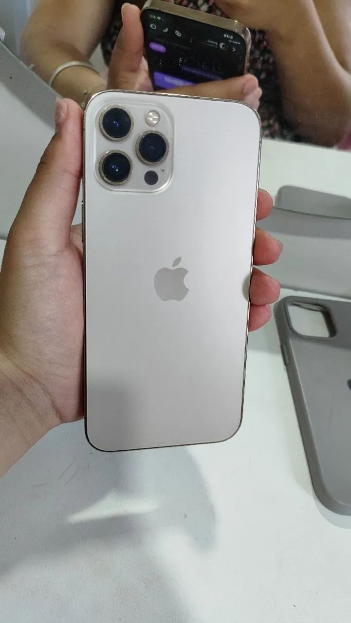 iPhone 12 pro max 