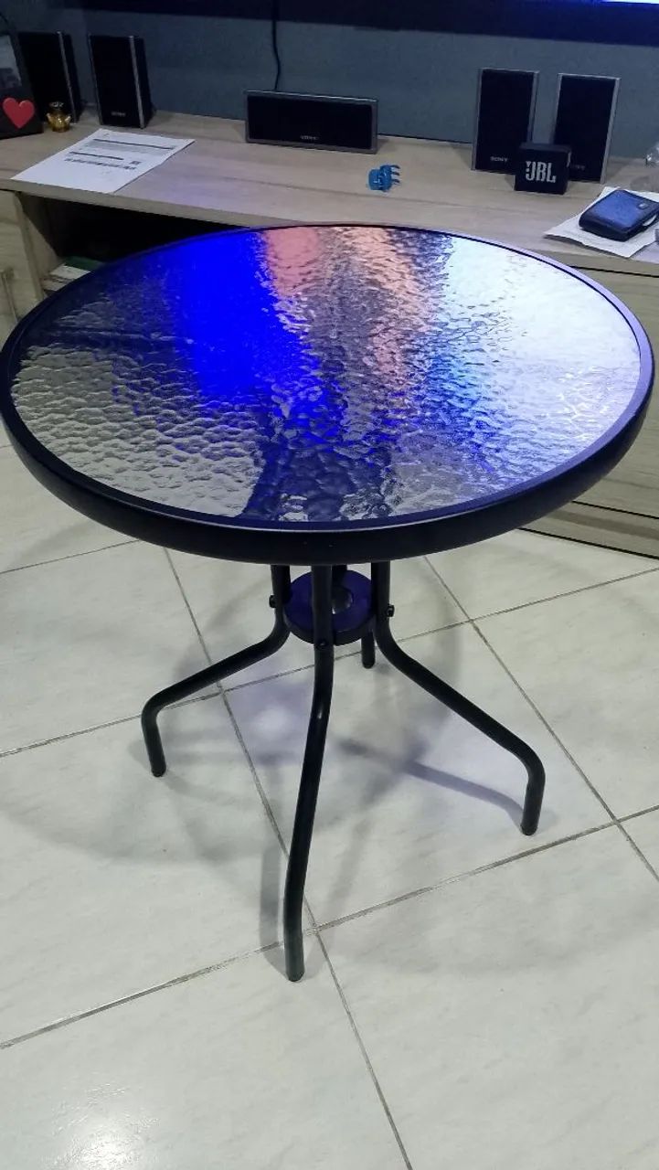 Jogo de mesa e duas cadeiras, para varanda e jardim. - Foto 2