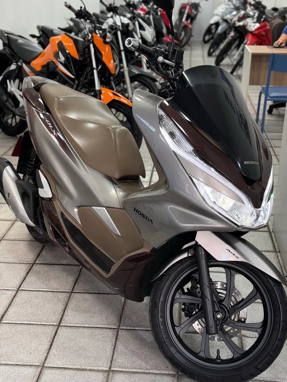 Honda Pcx DLX 2022