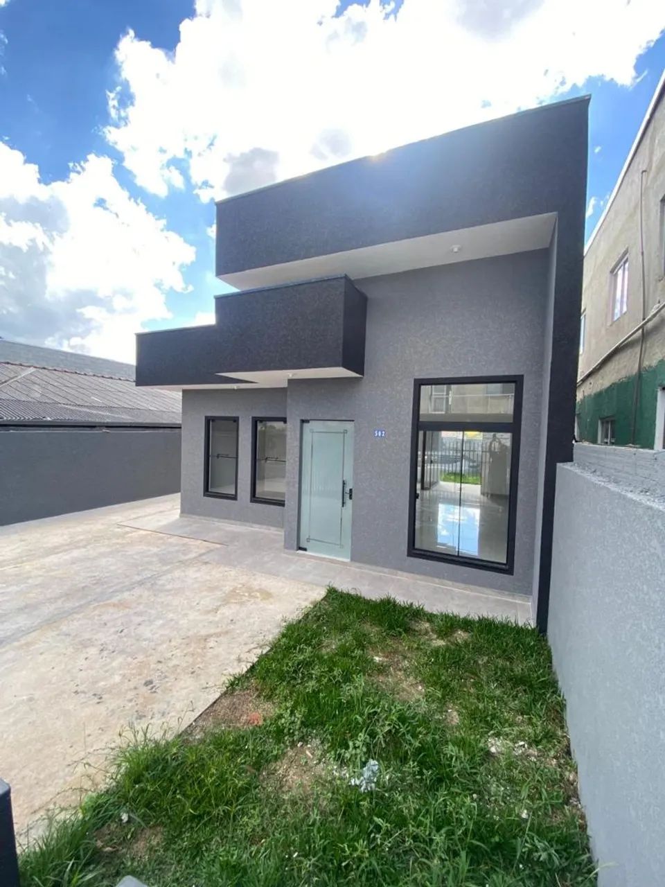 Casa semi nova , 1 ano 