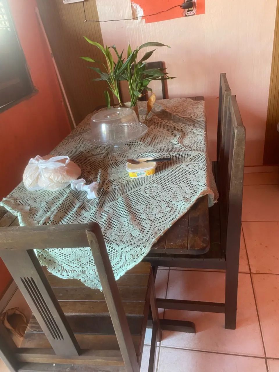Mesa e cadeira