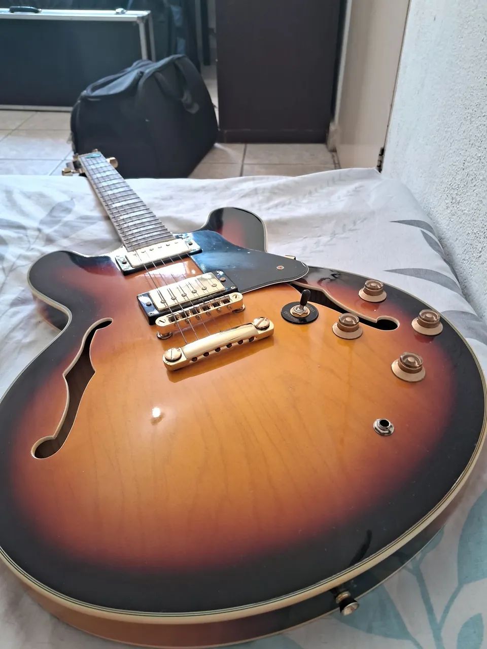 Guitarra Hofma HG 289 Semi Acústica <br>Guitarra Hofma HG 289 SB Semi Acústica - Foto 3