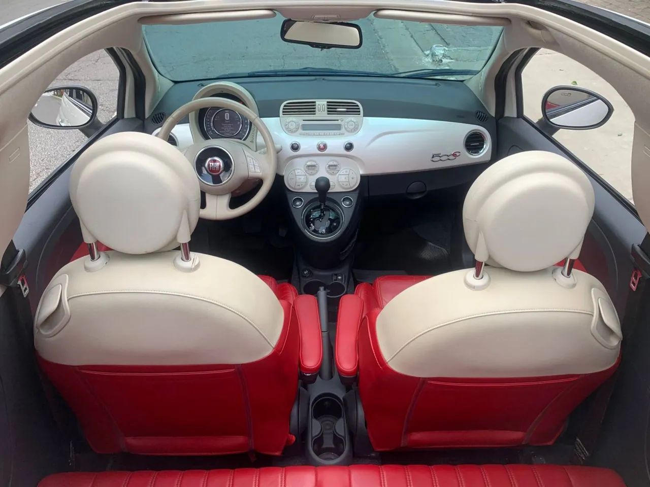 Fiat 500 Cabrio/ Coupe Gucci/flex 1.4 Aut., foto 4 de 20