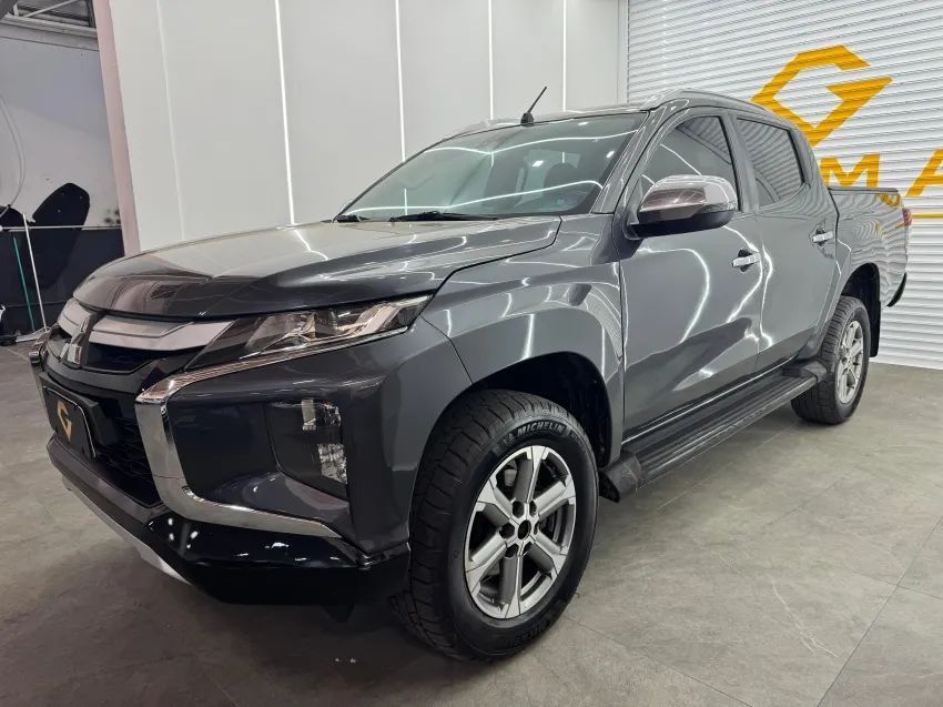 Mitsubishi Triton Triton HPE 2.4 CD 4x4 TB Diesel Aut. 2022