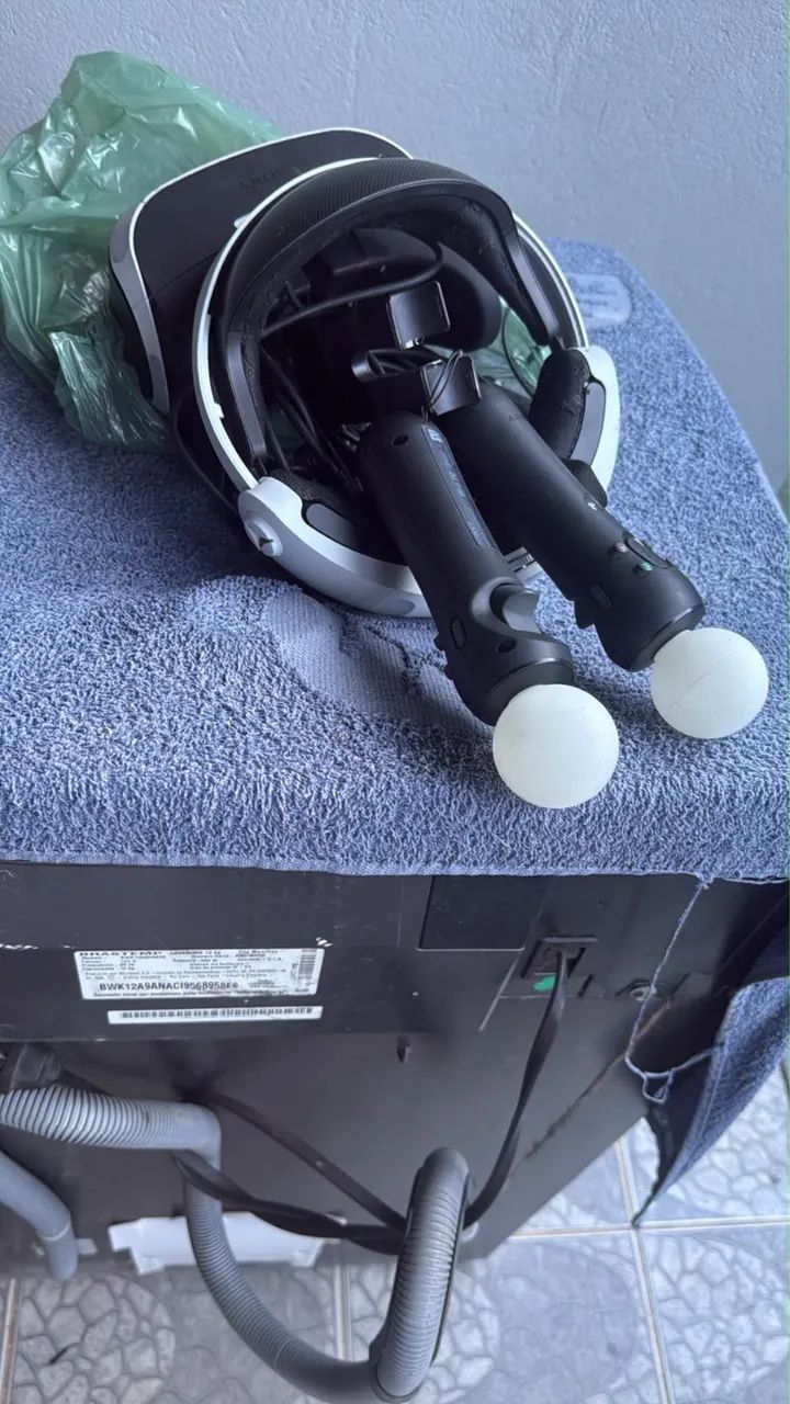Vendo óculos de realidade virtual para ps4 (usado) - Foto 4