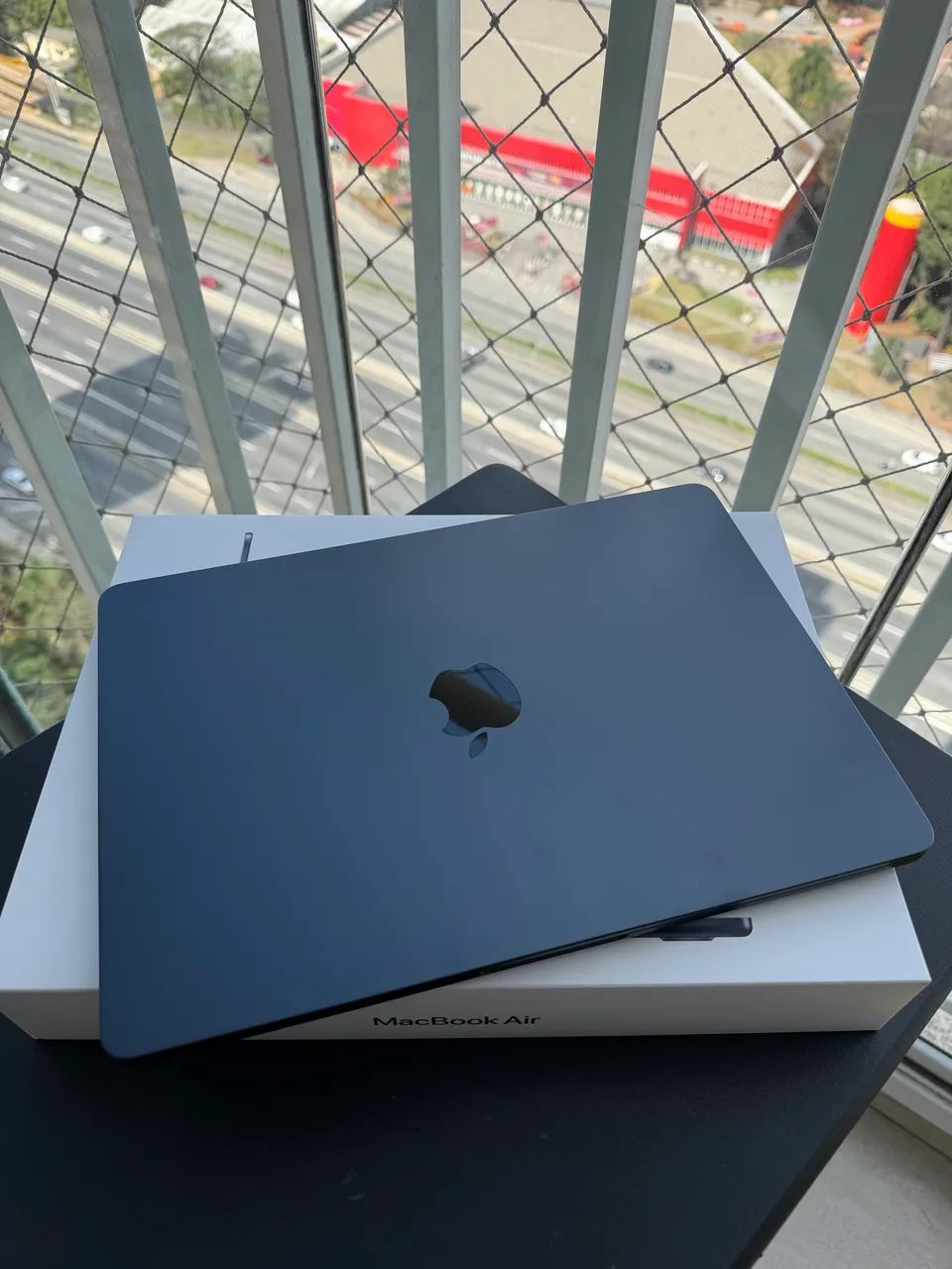 MacBook Air M5 16/512  13 polegadas Midnight ( Apple Care 07/07/27) - Foto 2