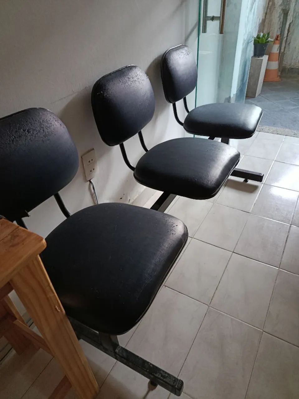 Cadeira para Sala de Espera 