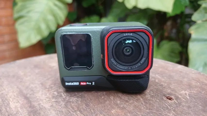 insta 360 ace pro 2 