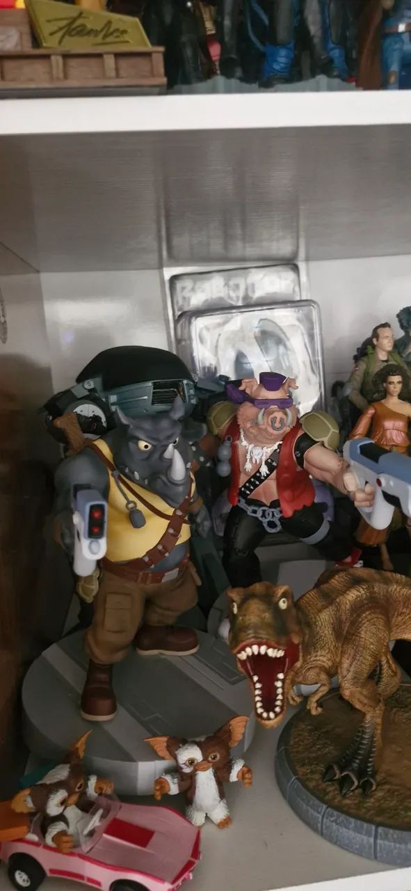 Bonecos colecionáveis, neca, Marvel select,  e outros - Foto 5