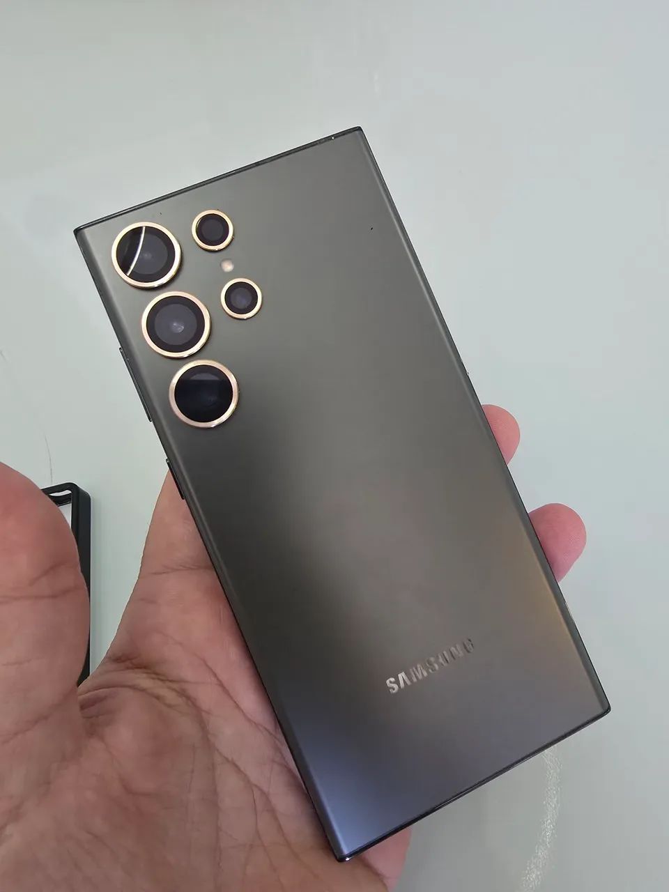 S23 Ultra 256g. Completo tela trocada