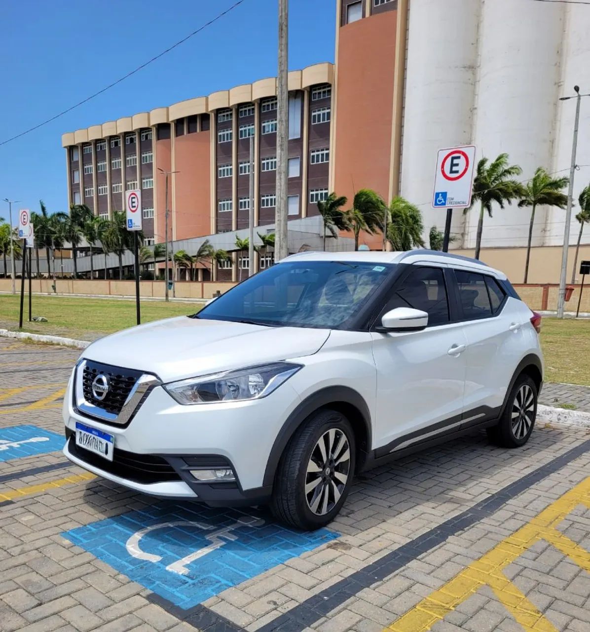Nissan Kicks KICKS SV 1.6 16V FlexStar 5p Aut. 2018
