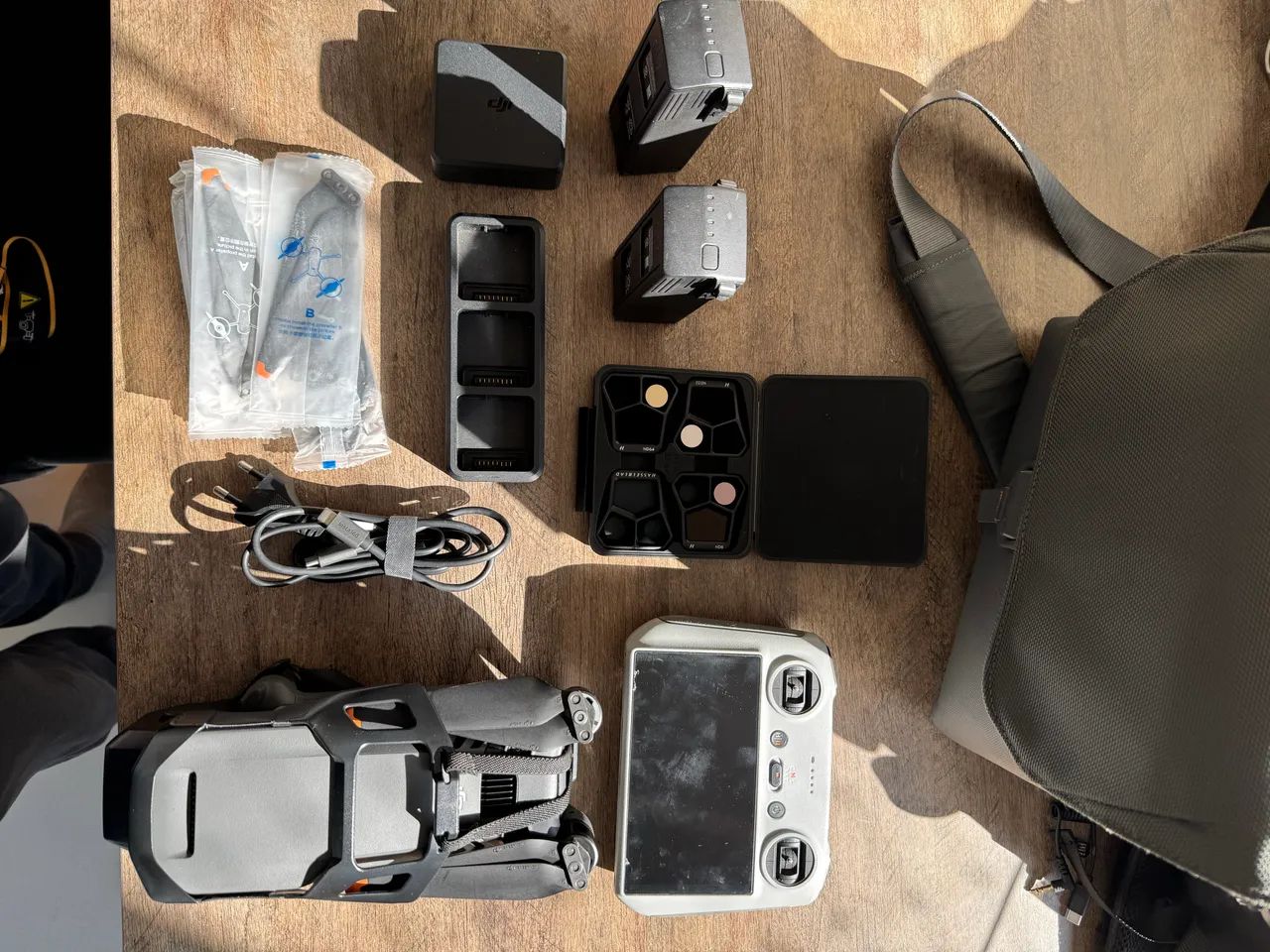 DJI MAVIC 3 PRO - ENTREGA EM MÃOS APENAS - Foto 5