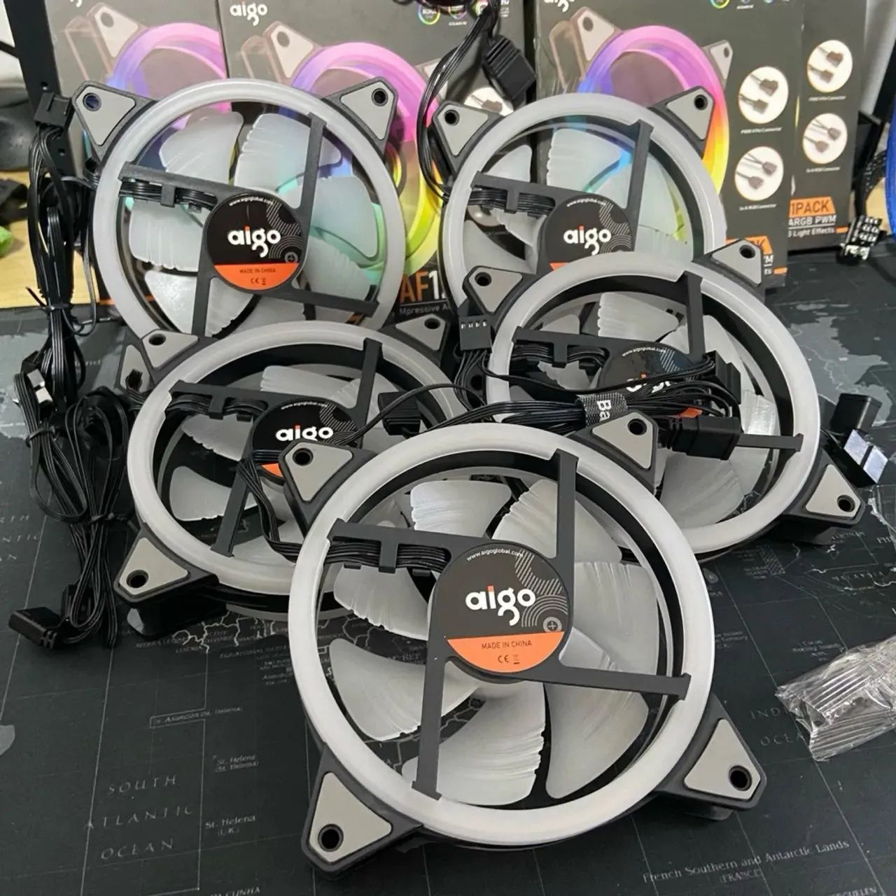 Kit com 5 fans Aigo-AF12, 120mm ARGB - Foto 2