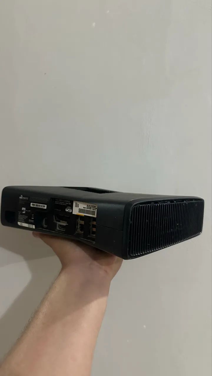 Xbox 360 slim com defeito  - Foto 4