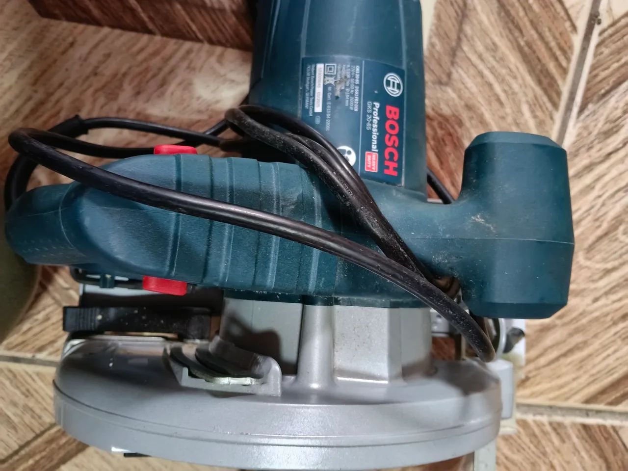 Serra circular Bosch 2000w - Foto 3