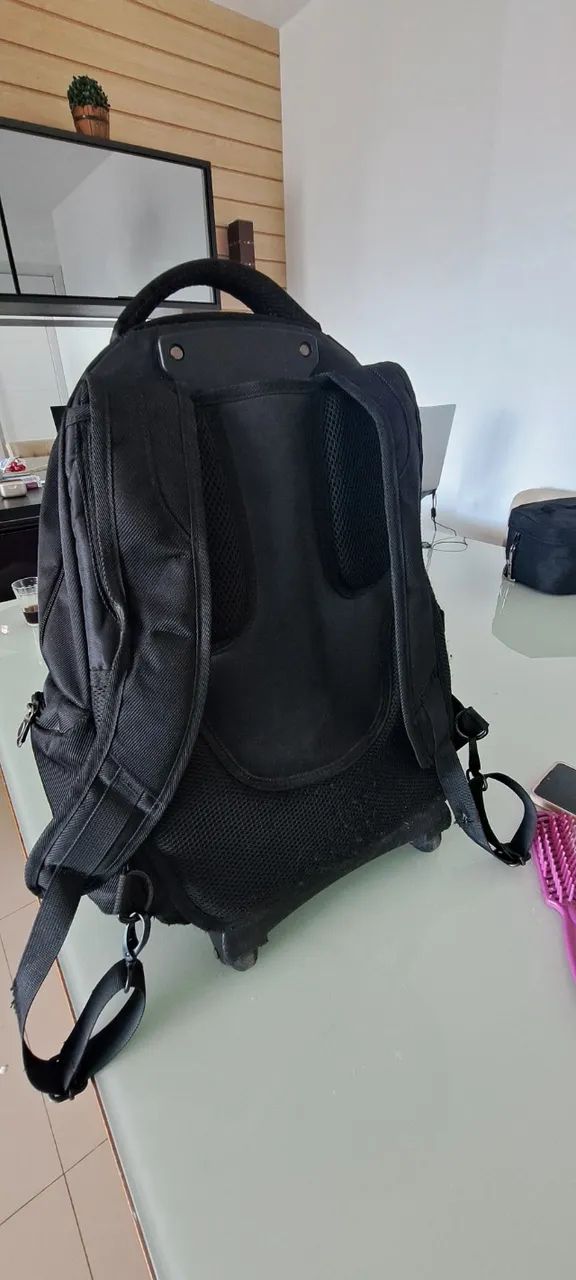 Mochila seminova de rodinhas  - Foto 2