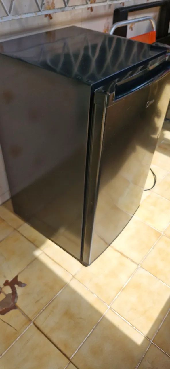 Frigobar Midea 124l Black