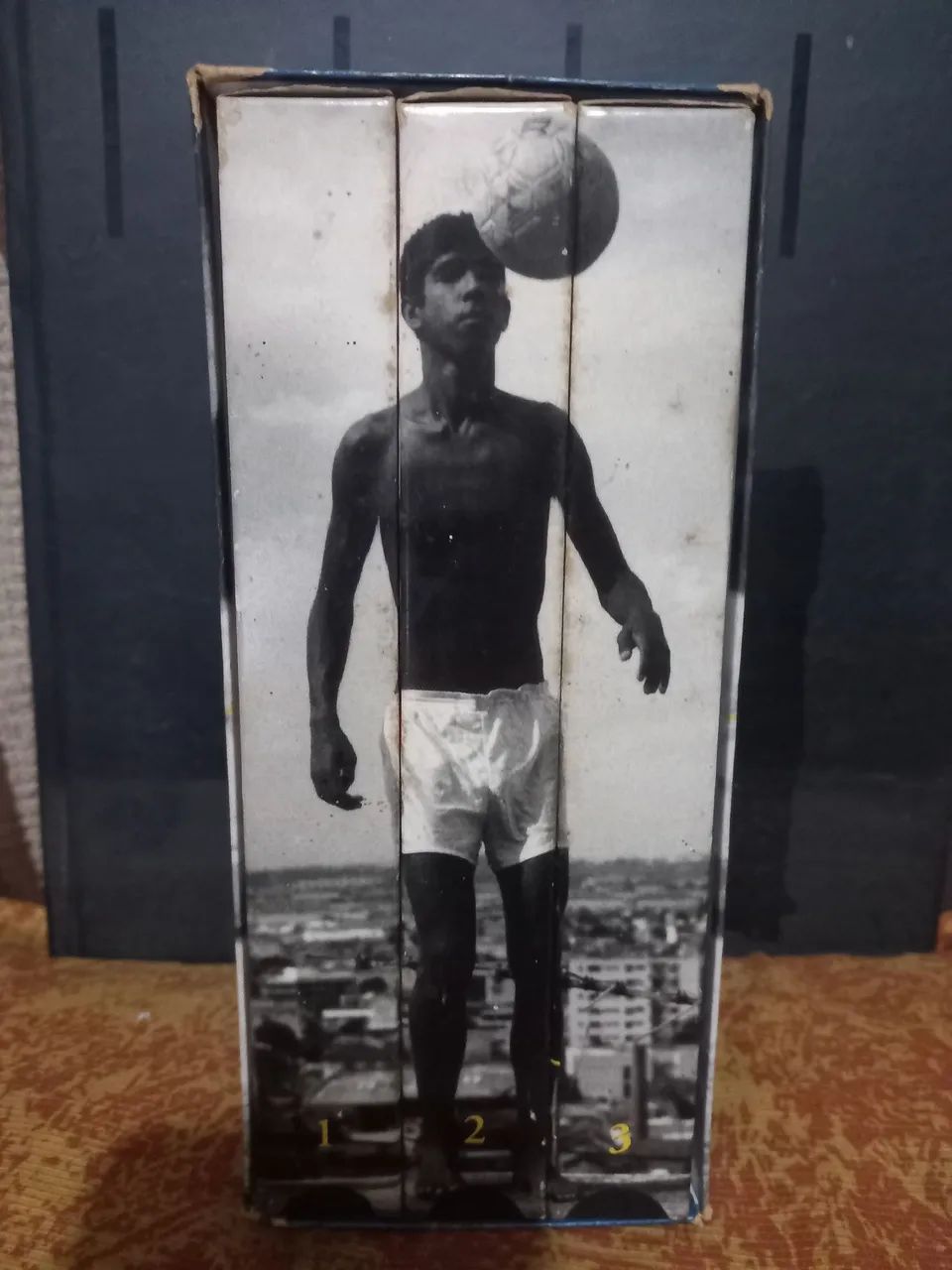 Fita Triplo Box VHS Futebol Documentário - raro - Foto 2