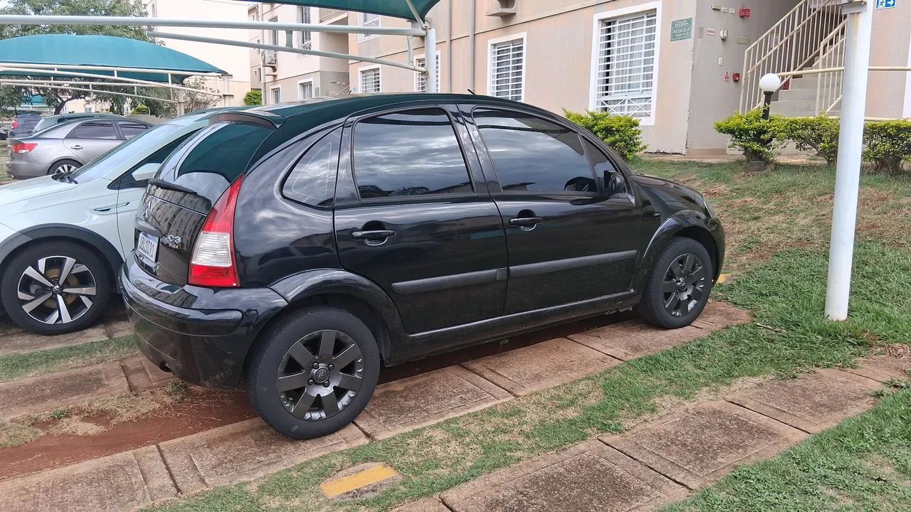 Citroën C3 GLX 1.4/ GLX SONORA 1.4 FLEX 8V 5P 2012