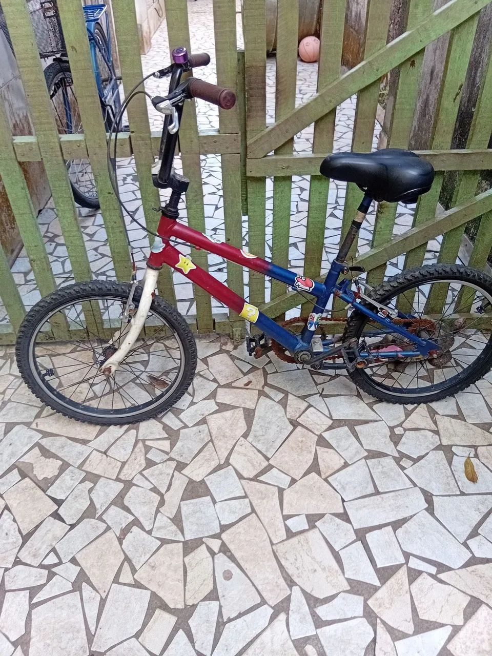 Bicicleta infantil aro 20 - Foto 3