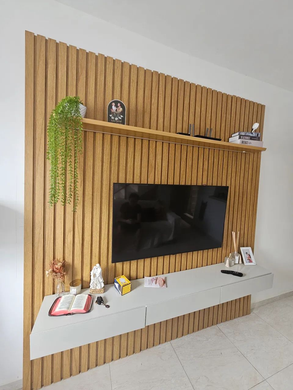Rack com painel para TV