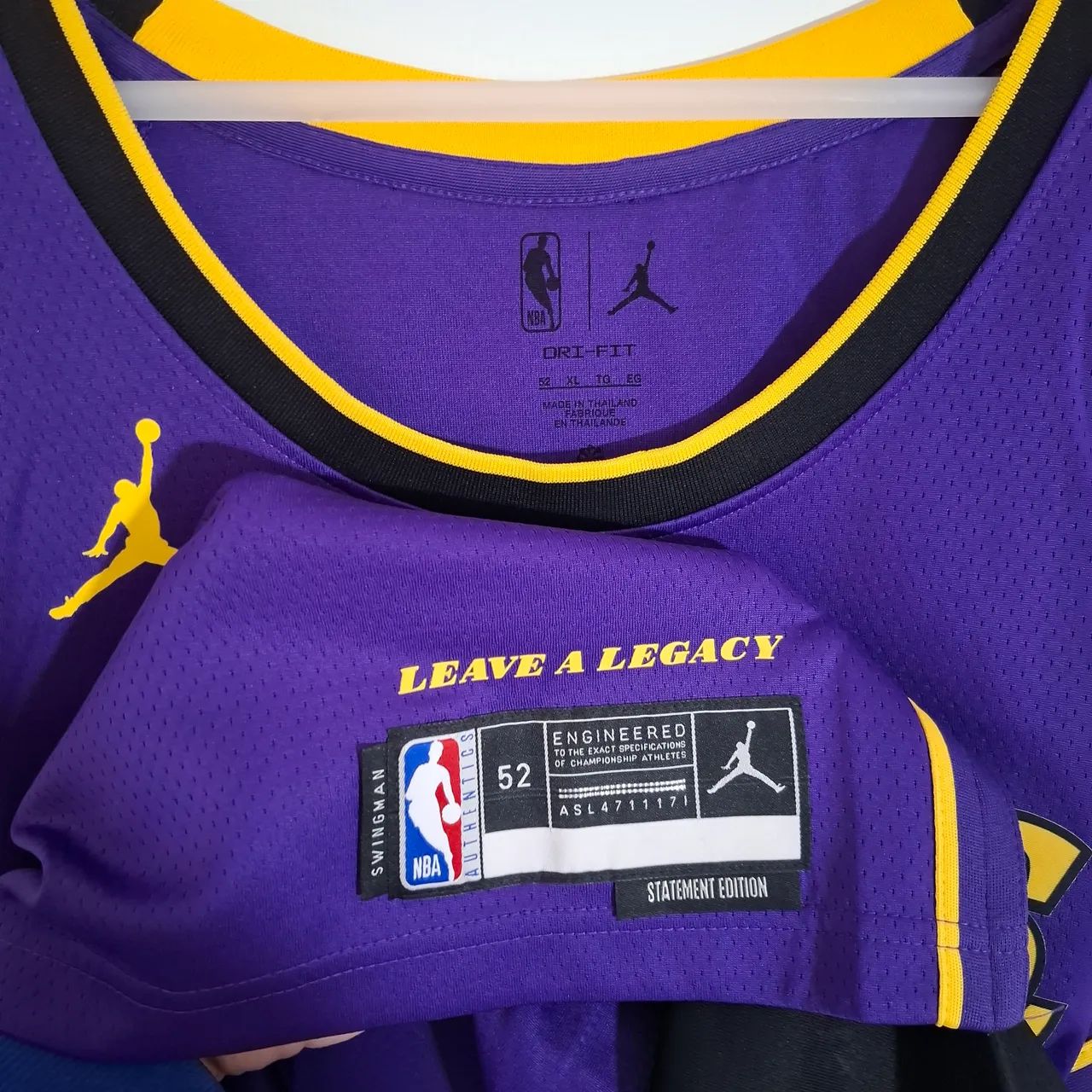 Regata Nba Los Angeles Lakers Statement Edition 2ª Versão  - Foto 3