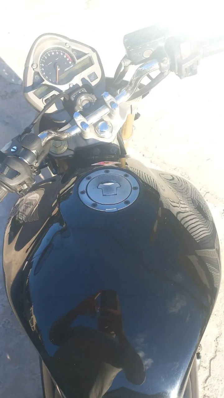 Hornet 600F  - Foto 2