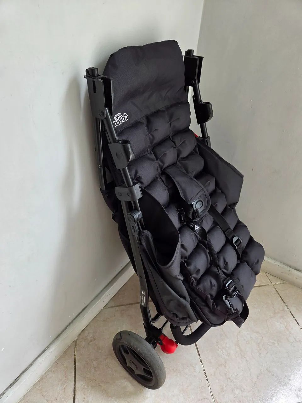 Vendo carrinho de bebê Cosco (pouco usado) - Foto 5