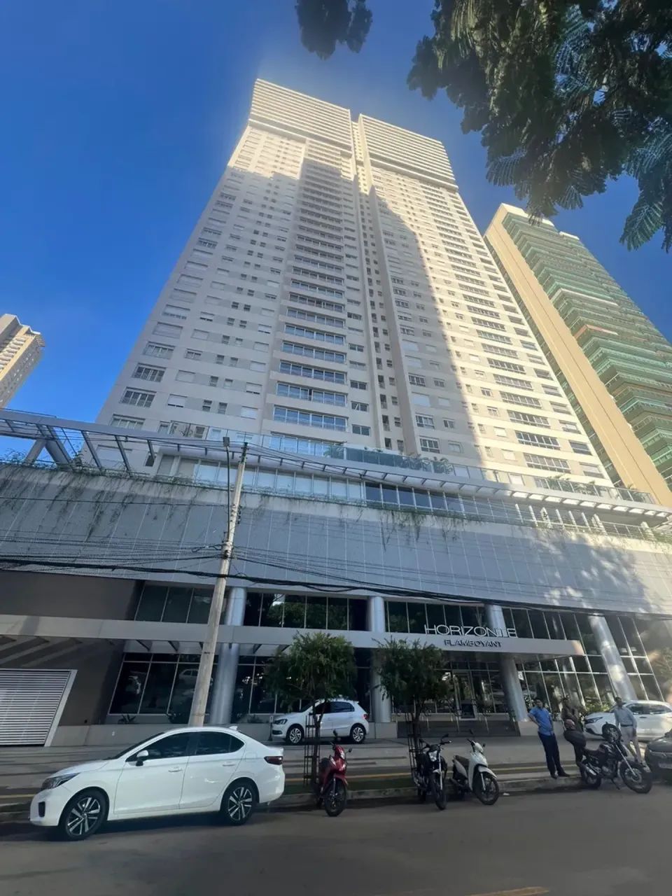 EDIFÍCIO HORIZONTE FLAMBOYANT - com 177 m2  - Mobiliado - Jardim Goiânia - GO