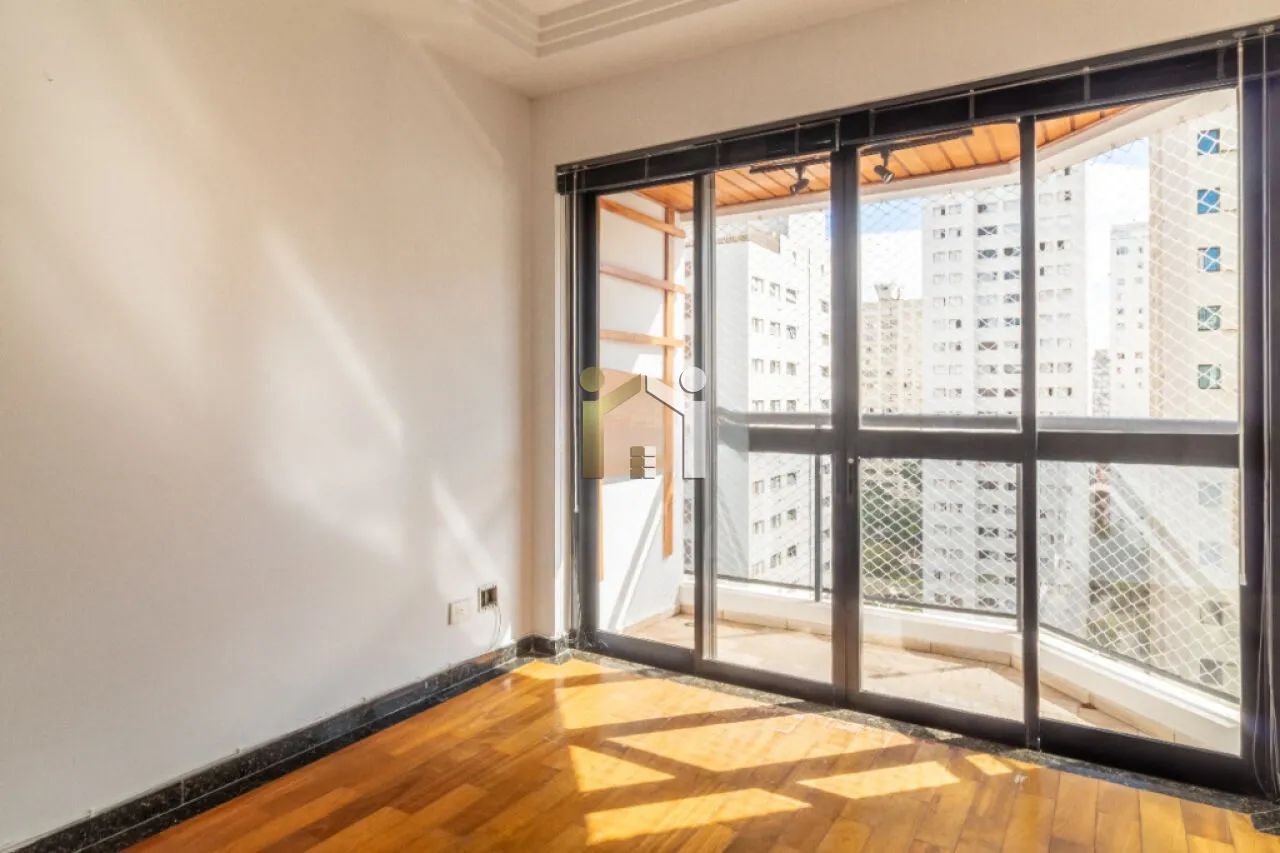 Apartamento a venda em Moema com 96m², 2 quartos sendo 1 suíte e 2 vagas - Foto 4