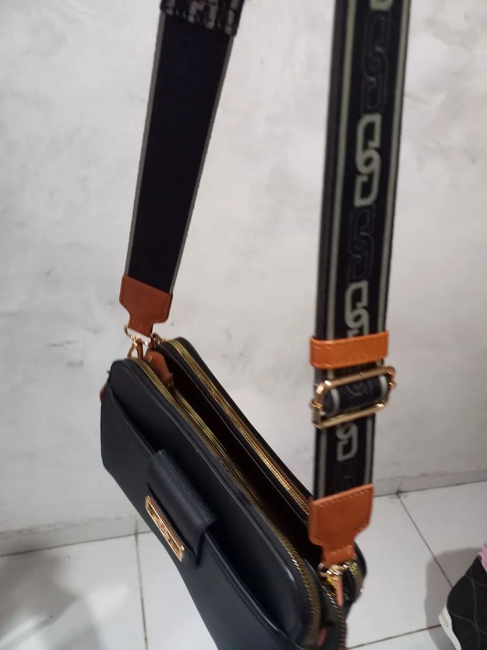 Linda bolsa de ombro.  - Foto 2