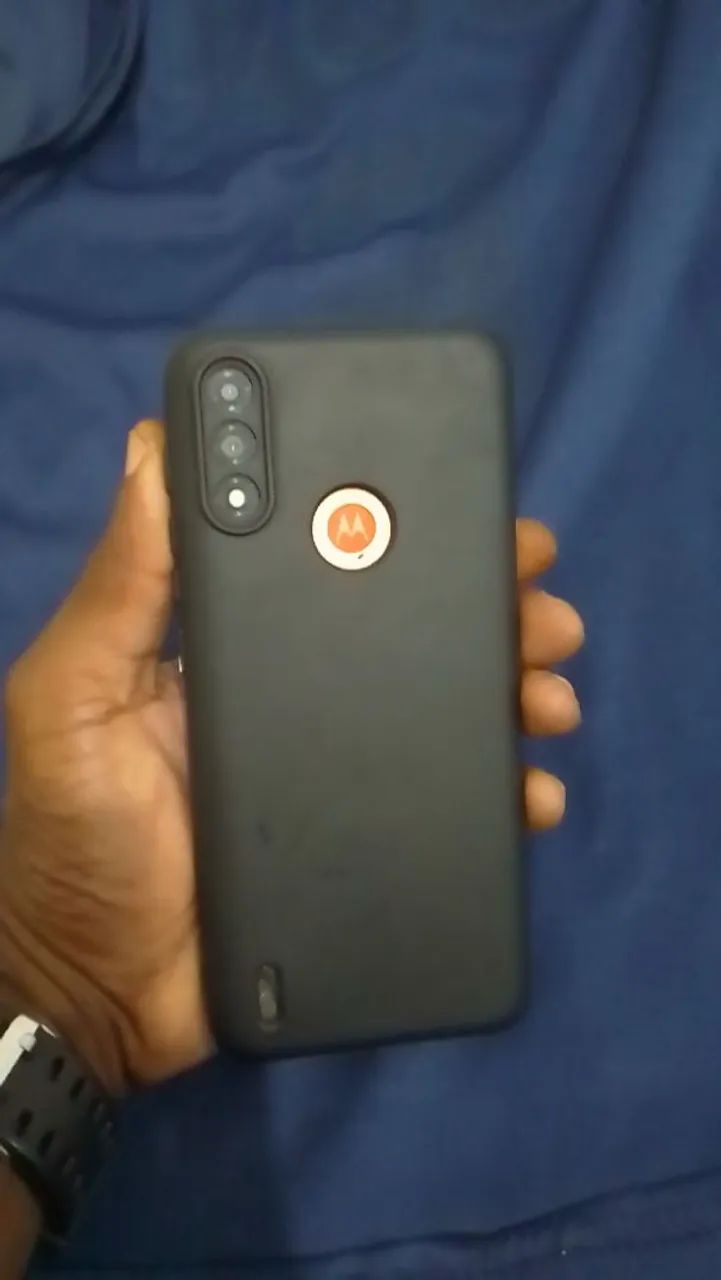 Celular barato Motorola 
