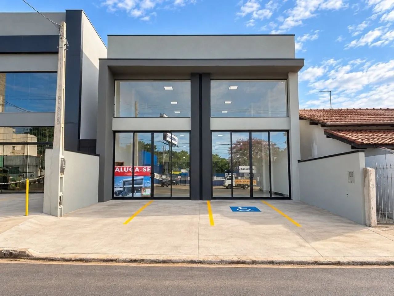 Salão para alugar, 271 m² - Centro - Sumaré/SP