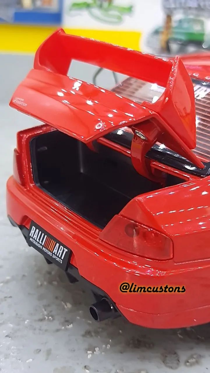 Miniatura 1:24 coleção Mitsubishi evo  - Foto 5