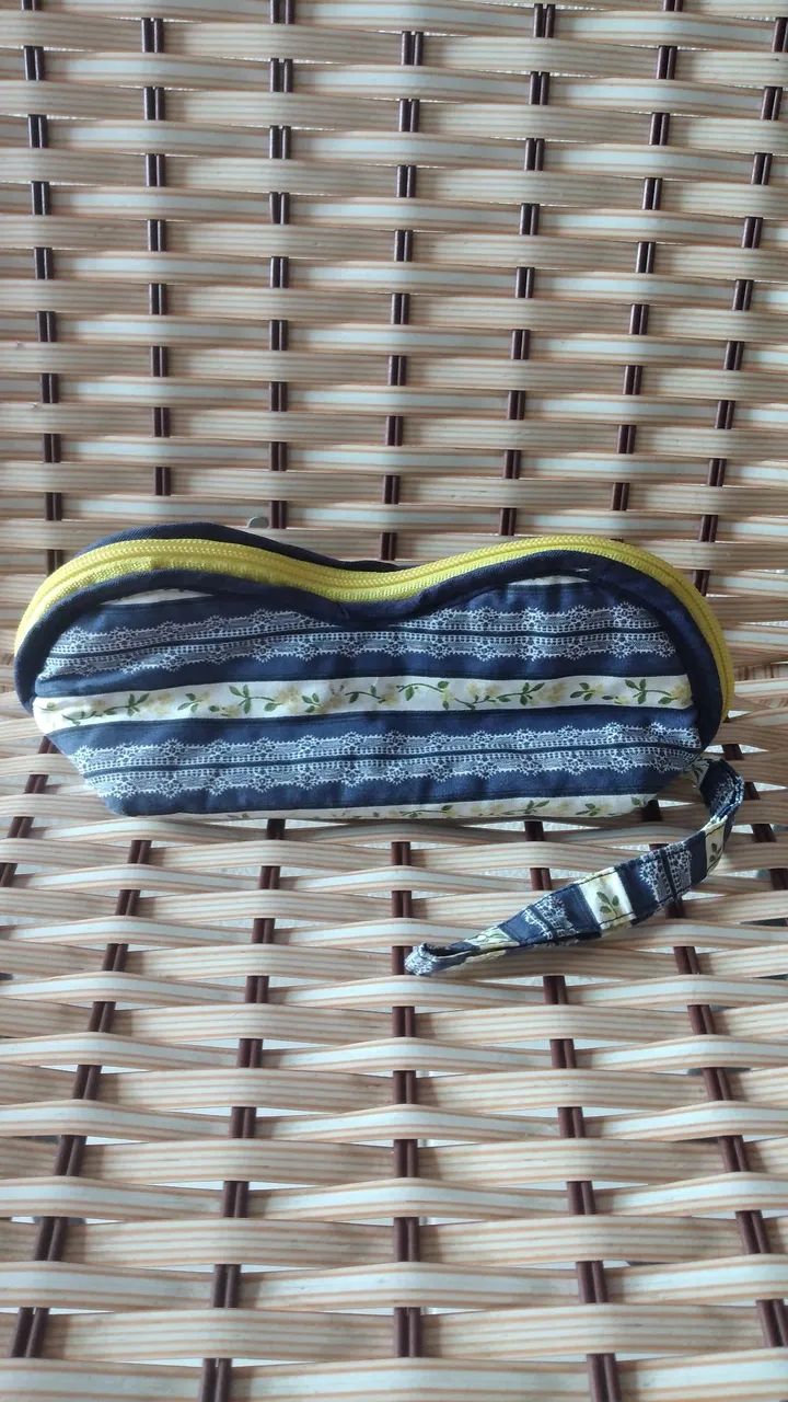 EXCELENTE NECESSAIRE ESTOJO - Foto 2