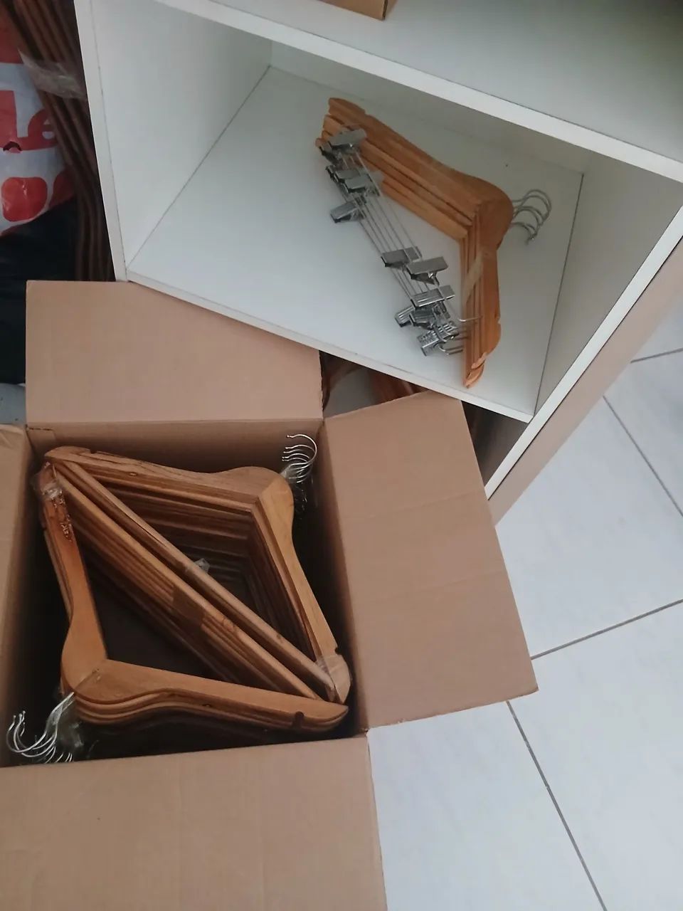 Vendo  cabides/ maniquim 