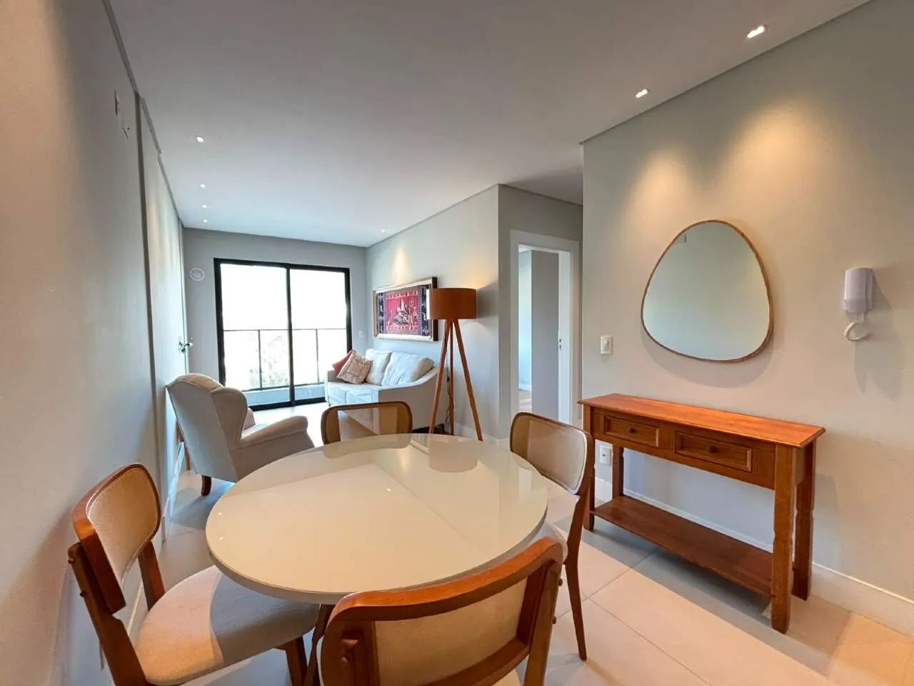 Aluguel | Apartamento 2 quartos (1 suíte) no La Spezia