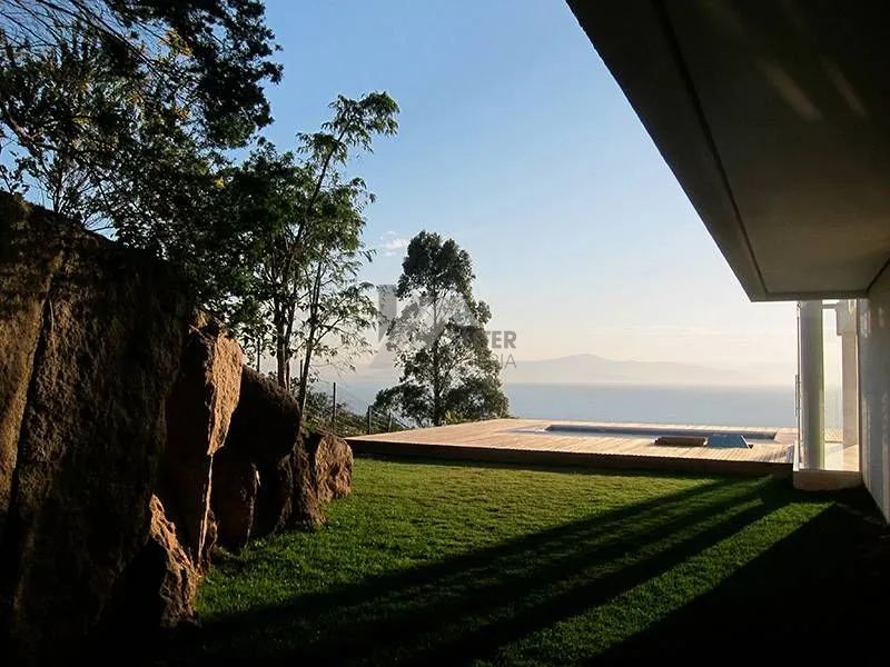 Casa com 3 dormitórios para locação no bairro Cacupé em Florianópolis - Foto 4