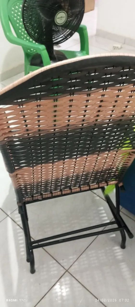 Cadeira de balanço  - Foto 3
