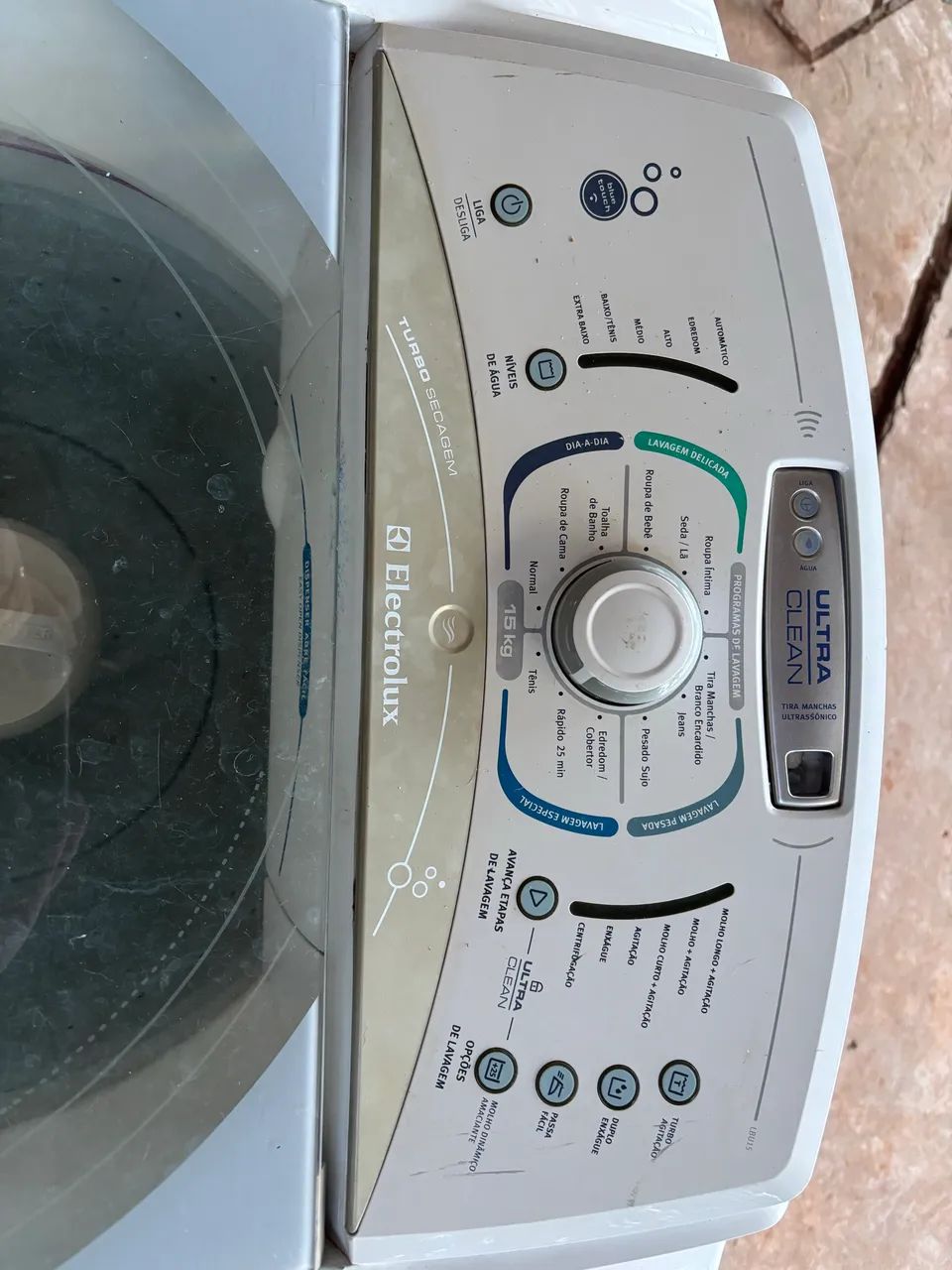 Máquina de lavar roupas
