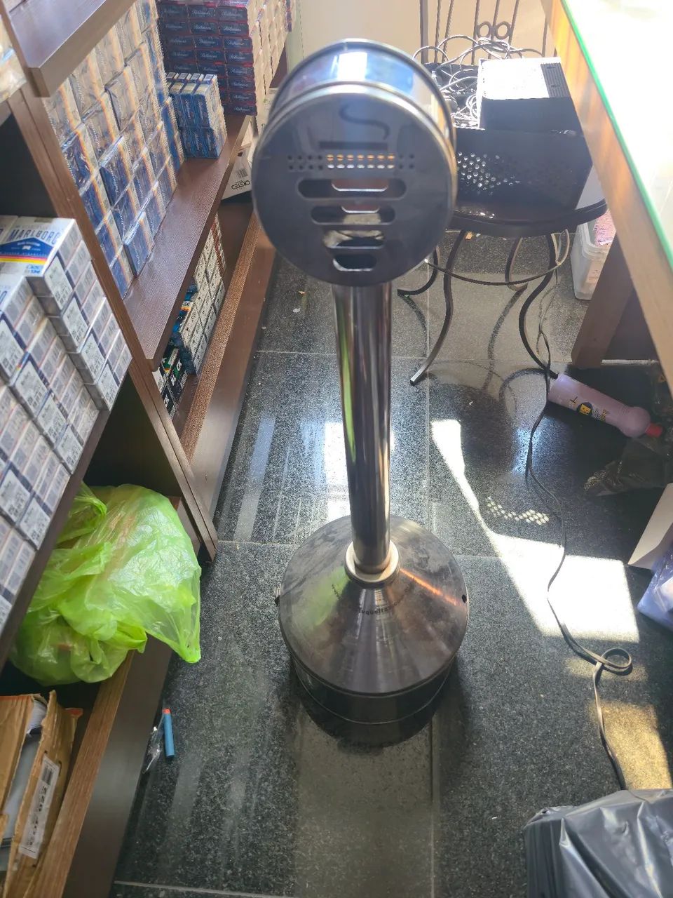 Cinzeiro Pendestal de aço inox
