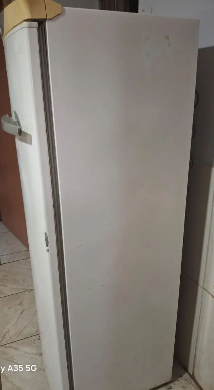 Freezer sem as gavetas