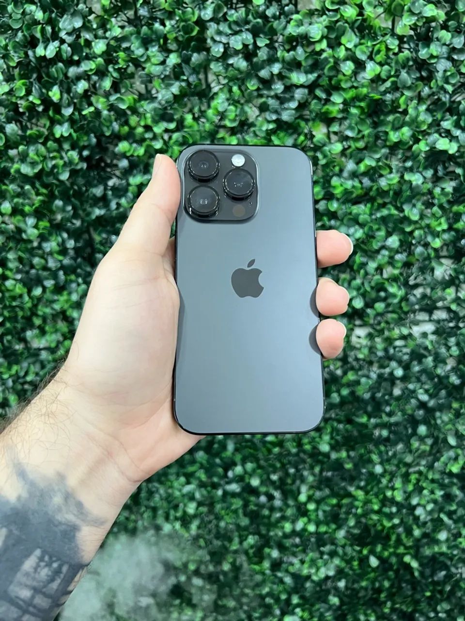 IPhone 14 Pro 128GB Preto - Todo Original - Celulares e