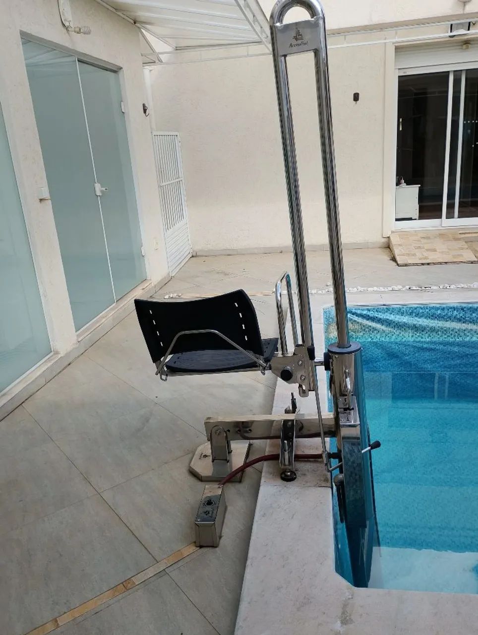 Elevador de piscina - Foto 2