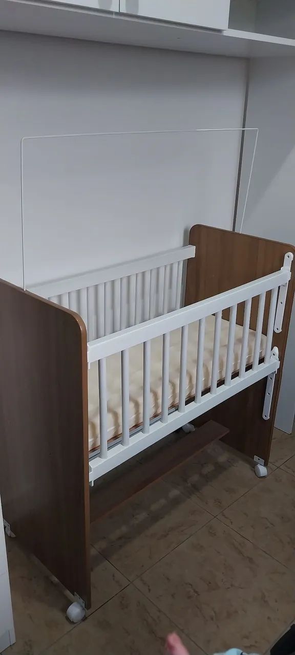 Mini Berço Infantil com Grade Móvel + Colçhão